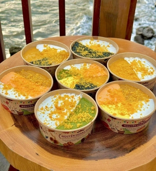 Bánh Bông Lan Trứng Muối Vũng Tàu Nguyễn Hoàng Bakery