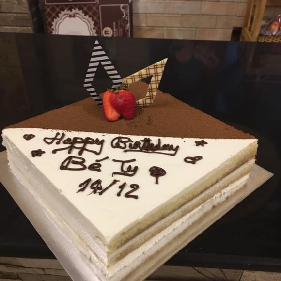 Bánh Sinh Nhật Tiramisu