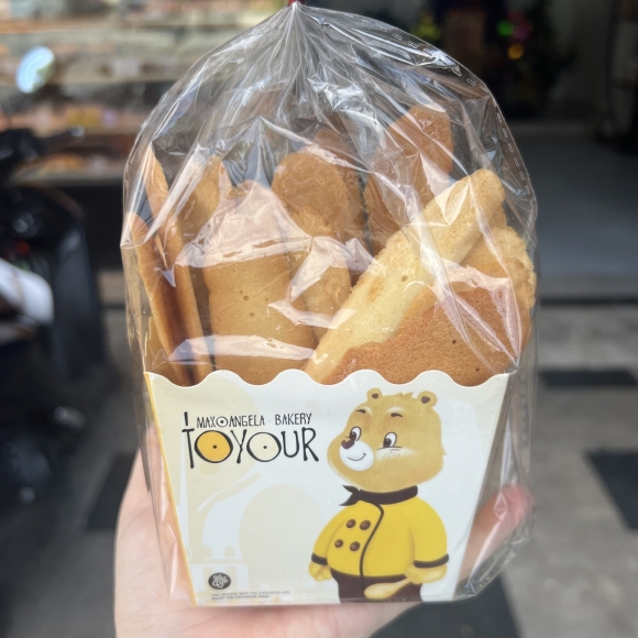 Bánh Lưỡi Mèo Truyền Thống